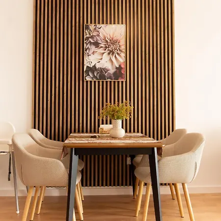 Apartment Onl *
